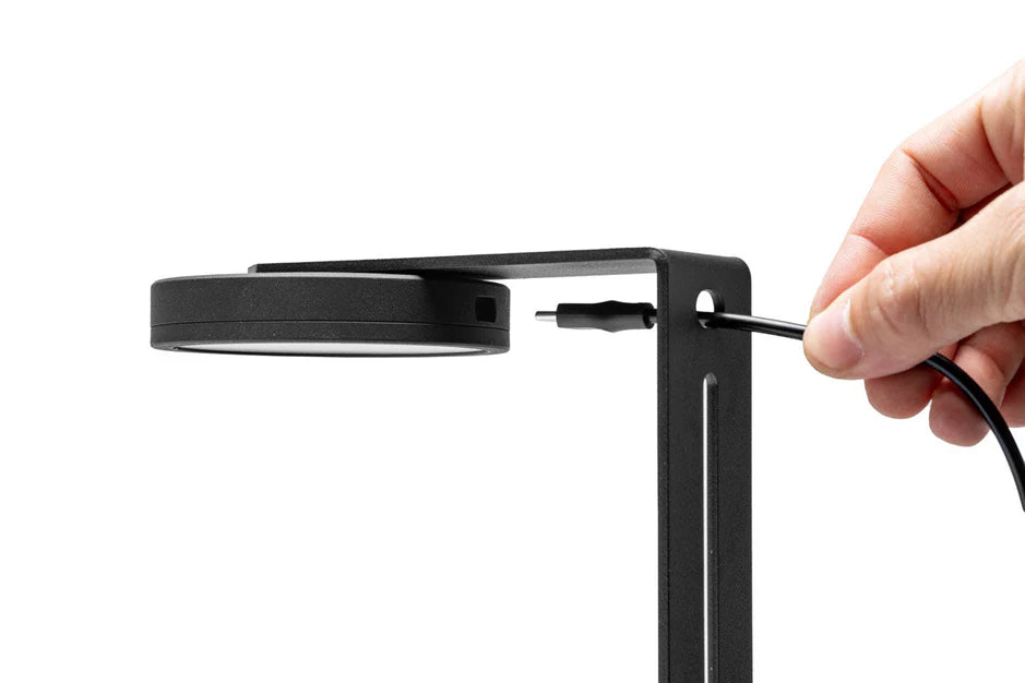 Aqua Worx SOL Adjustable Light Stand